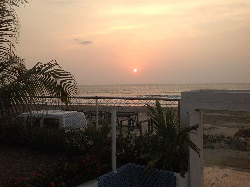 Hotel Emblema Playa Manzanillo 外观 照片