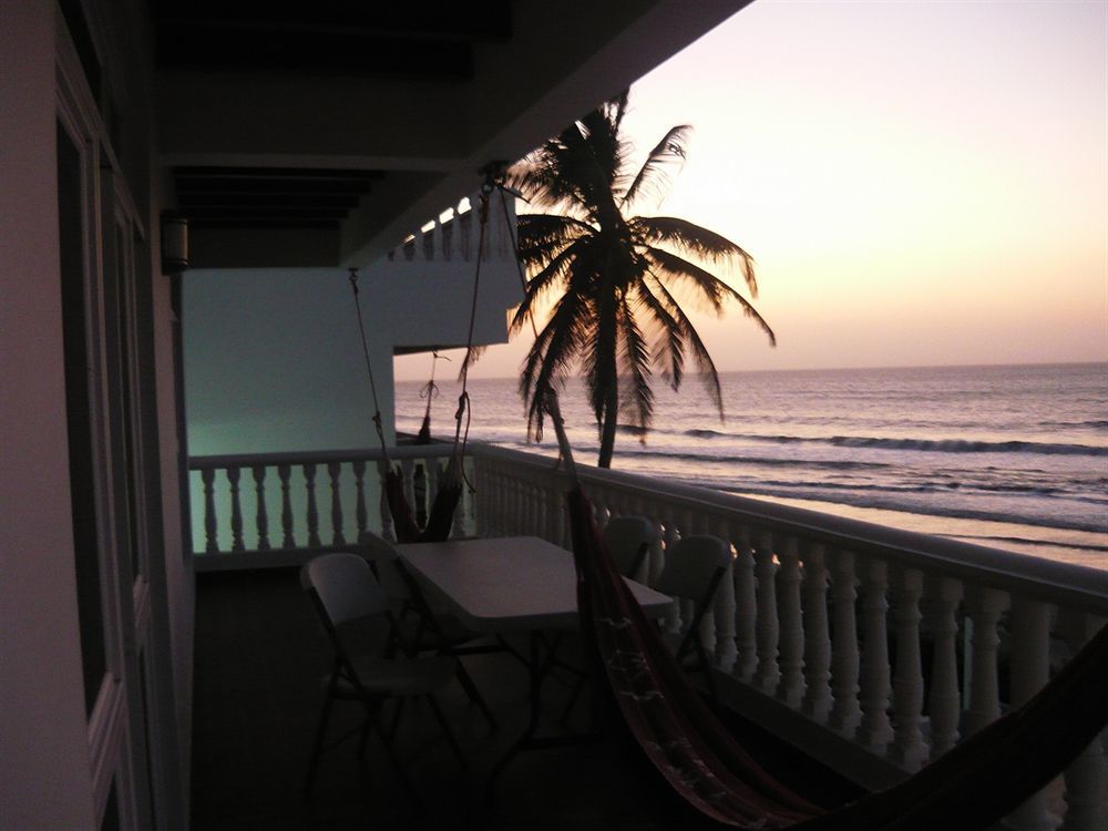 Hotel Emblema Playa Manzanillo 外观 照片